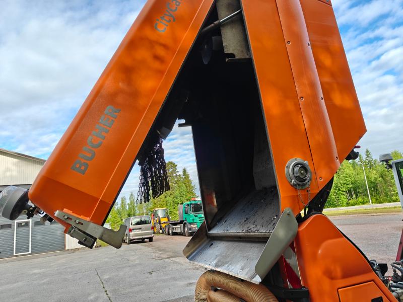 Bucher CityCat 2020XL -20